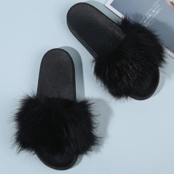 faux fur slides - Picture 1 of 2